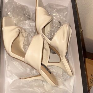 Nine West Cream Knotted Strap Heeled Sandals
